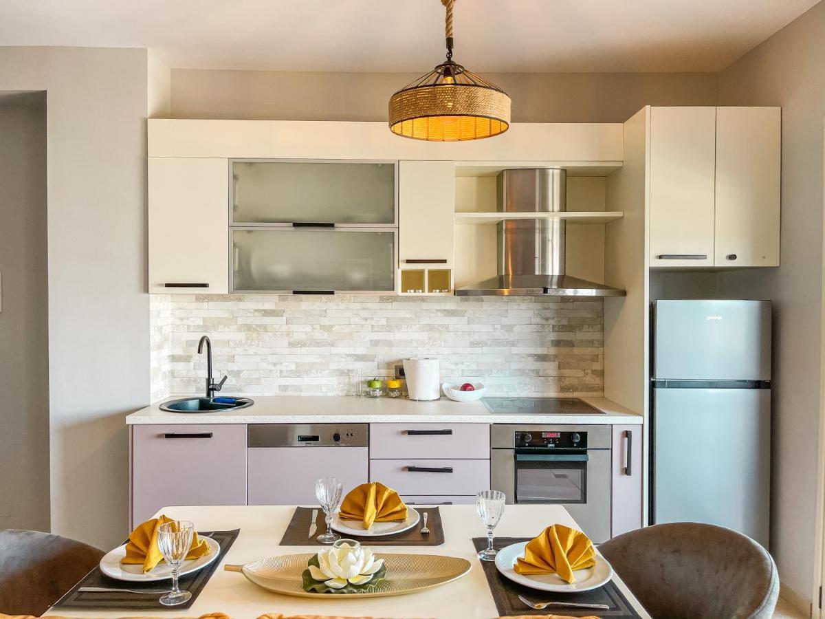 Rooftop Apartments Durres Bagian luar foto